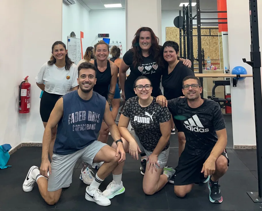 Equipo de 7entrenamiento en Castalla tras una sesión de entrenamiento en grupo